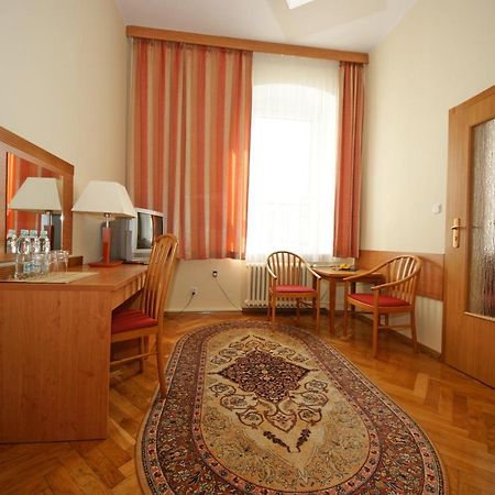 Hotel Zamkowy スウプスク エクステリア 写真